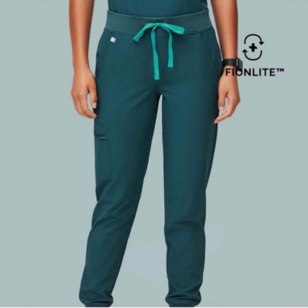 Figs Caribbean Blue FIONLITE set